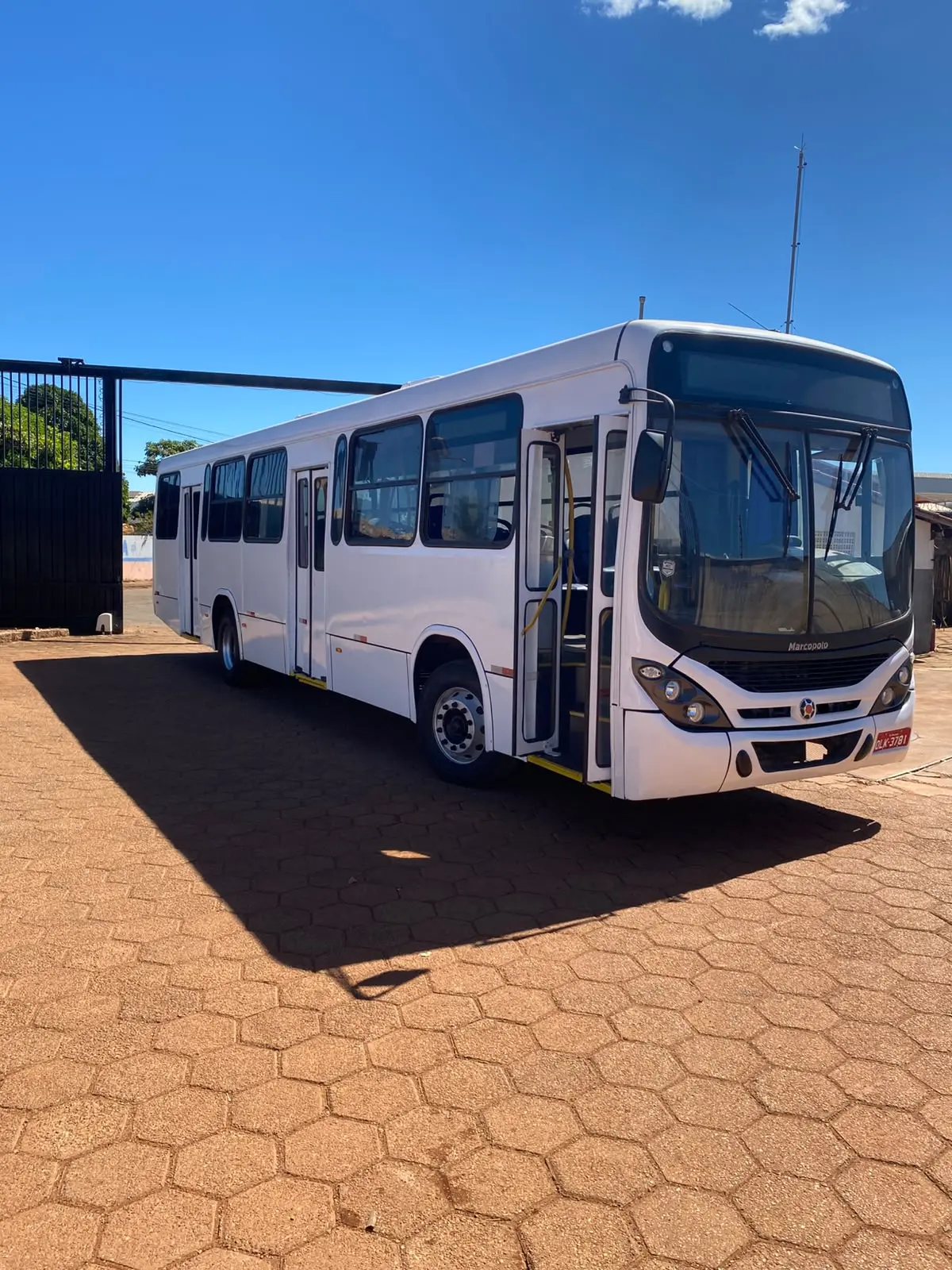 Ônibus  Volks Ano 2013 - Imagem 4