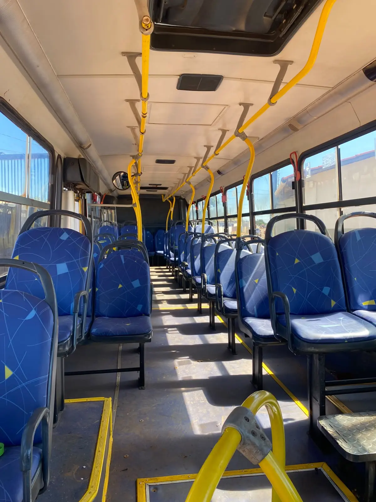Ônibus  Volks Ano 2013 - Imagem 5