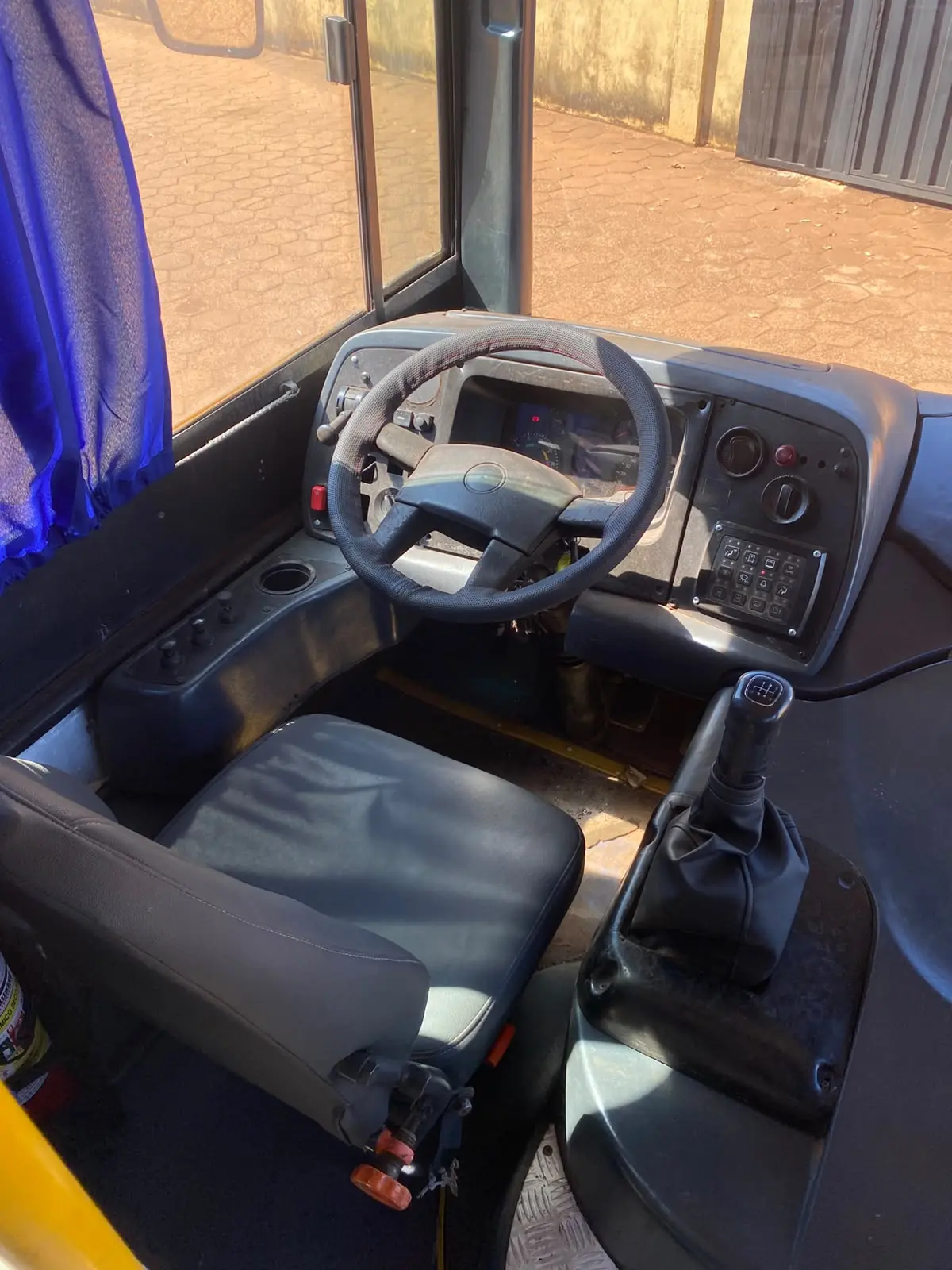 Ônibus  Volks Ano 2013 - Imagem 8